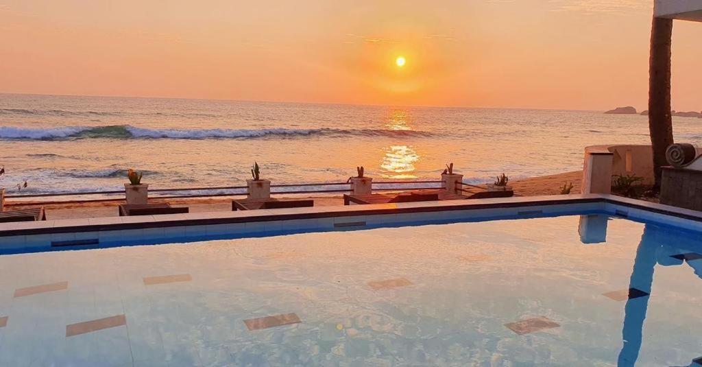 Ap Nippon Beach Hikkaduwa Εξωτερικό φωτογραφία